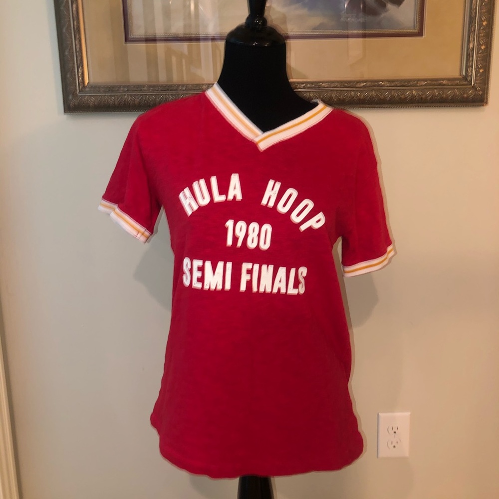 True Craft V-Neck Tee (red)